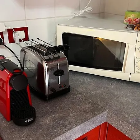 Comodo E Centrale! Apartamento *